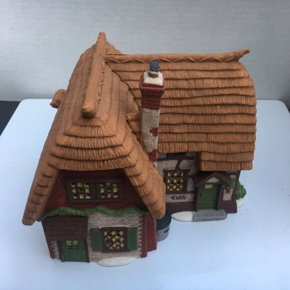 Dept 56 Cobb Cottage Dickens Village Lighted Christmas Building - 1994 (no box) - Picture 9 of 11